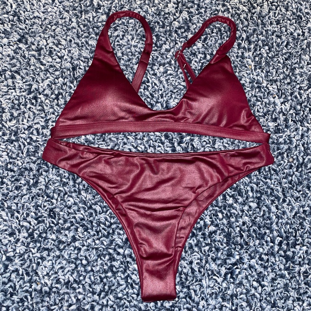 Dark red leathery suit small zaful